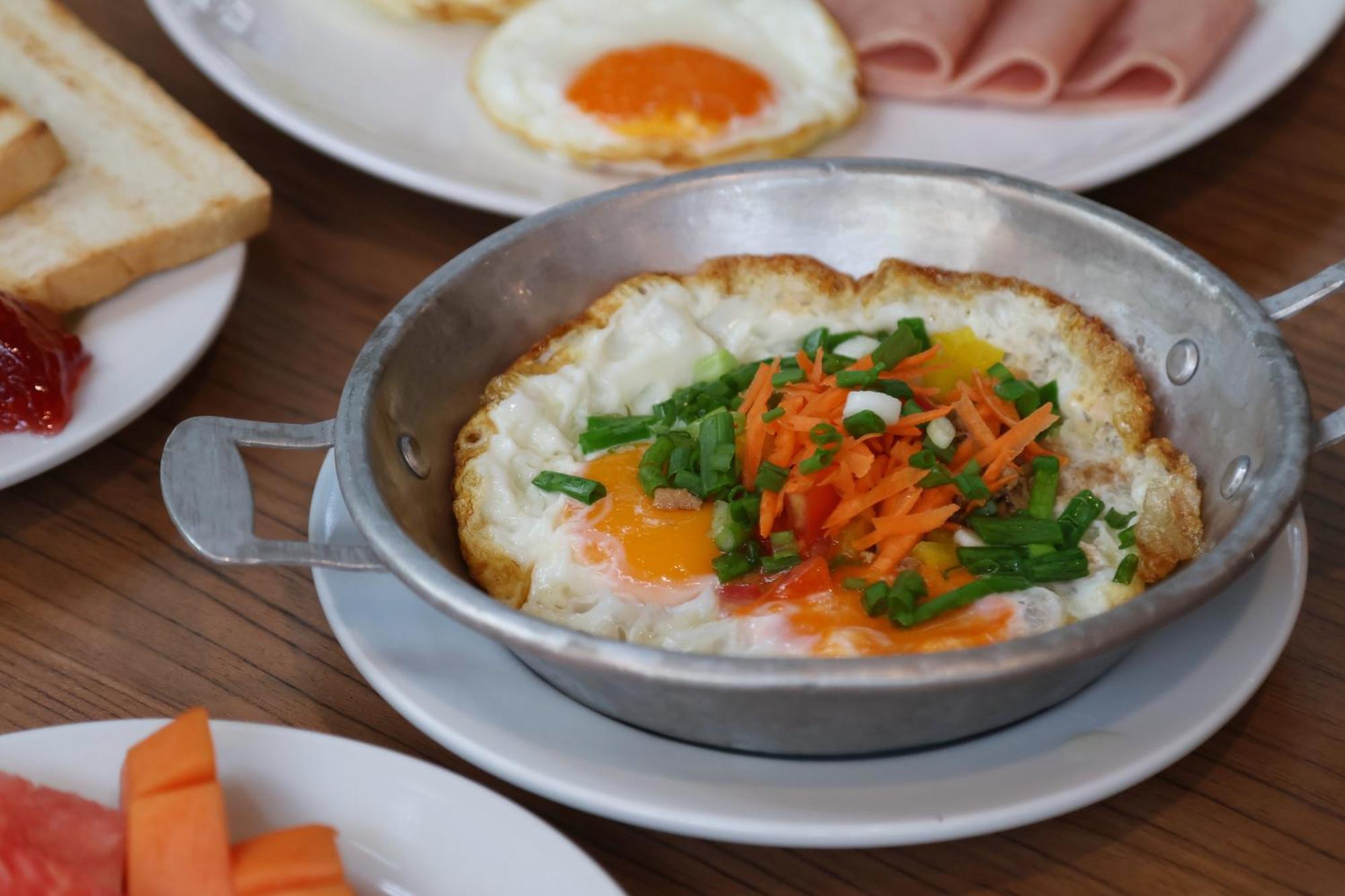 논타부리 팰리스 호텔  외부 사진